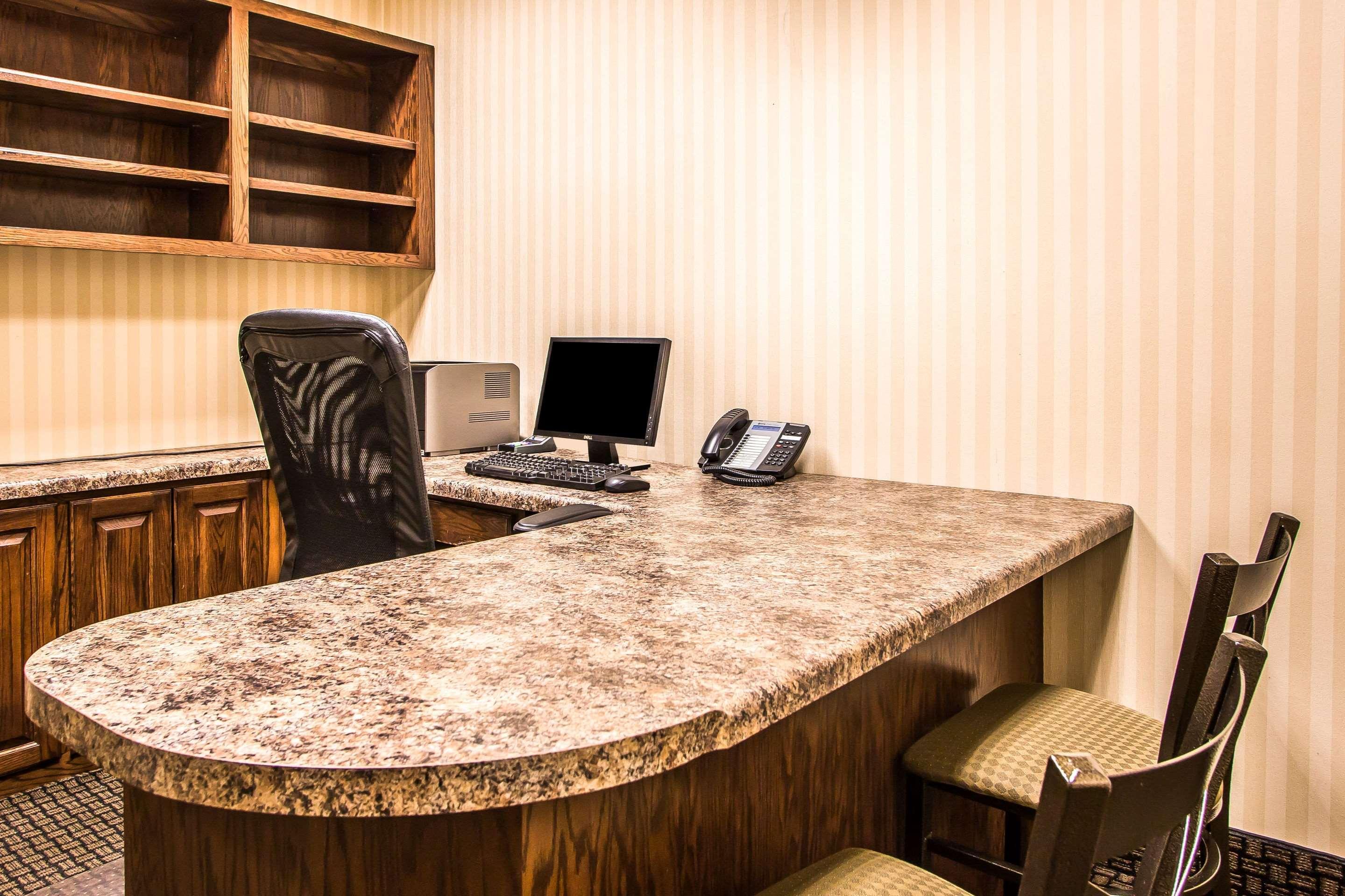 Comfort Suites Oshkosh Exteriör bild