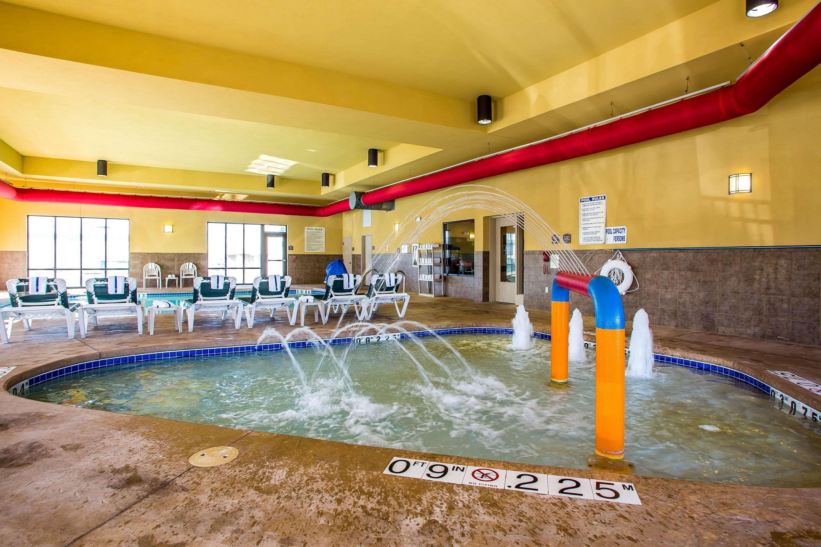 Comfort Suites Oshkosh Exteriör bild