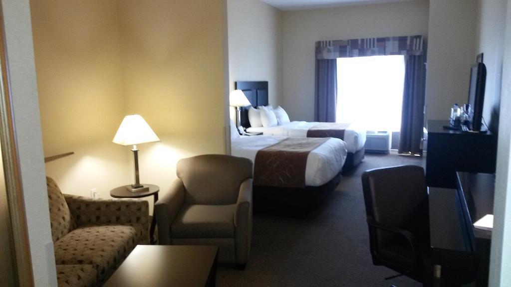 Comfort Suites Oshkosh Exteriör bild
