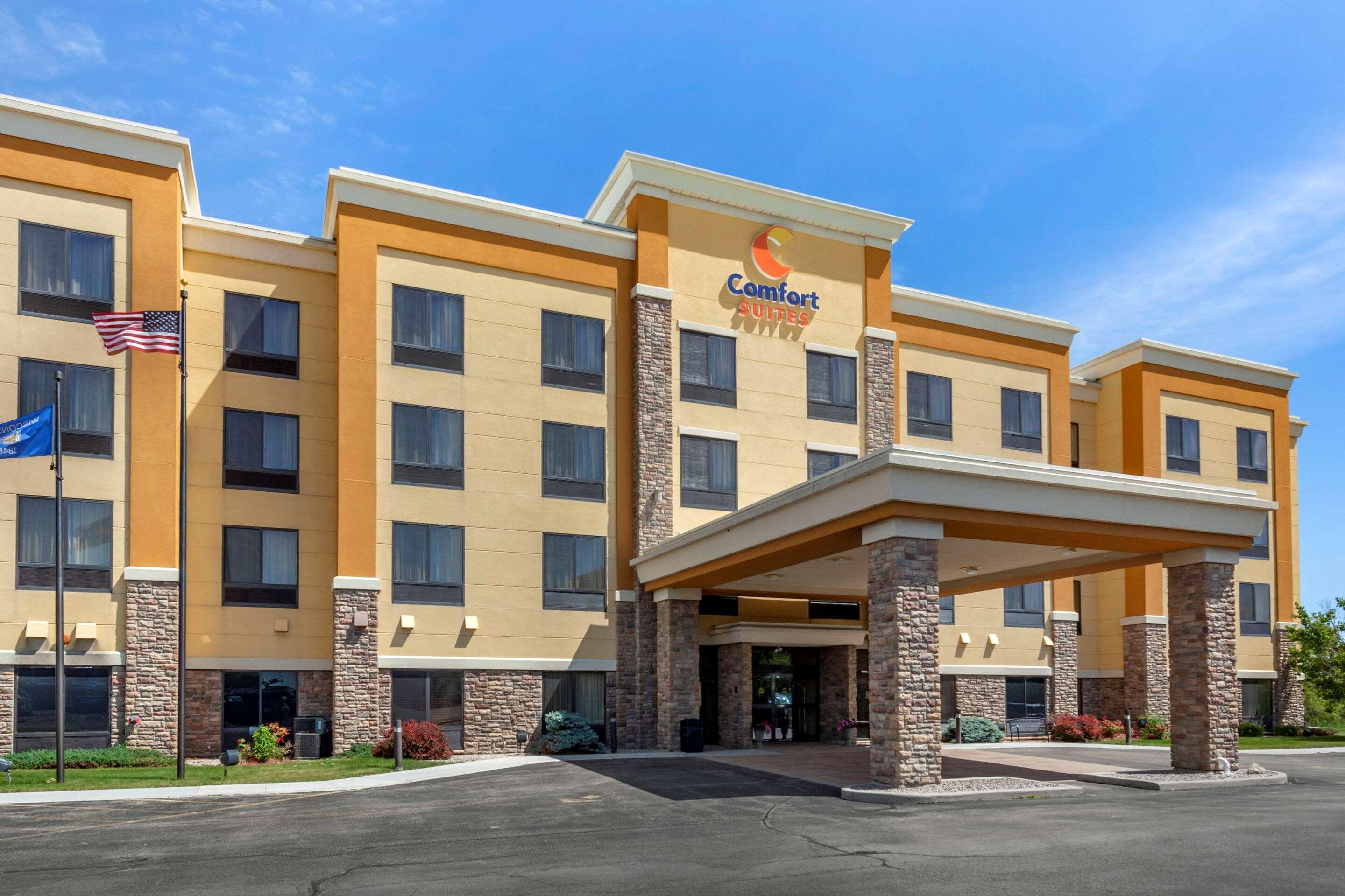 Comfort Suites Oshkosh Exteriör bild