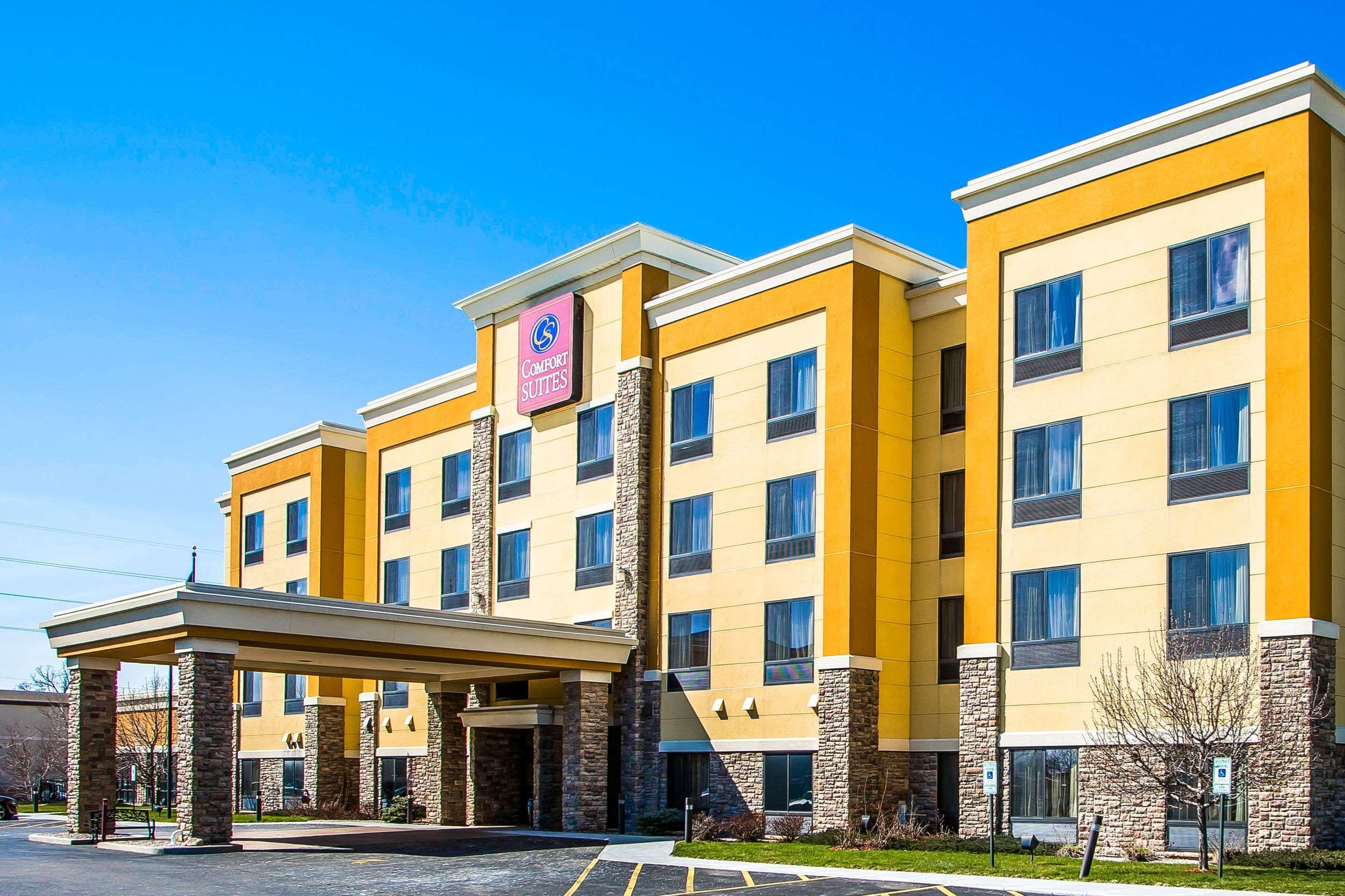 Comfort Suites Oshkosh Exteriör bild