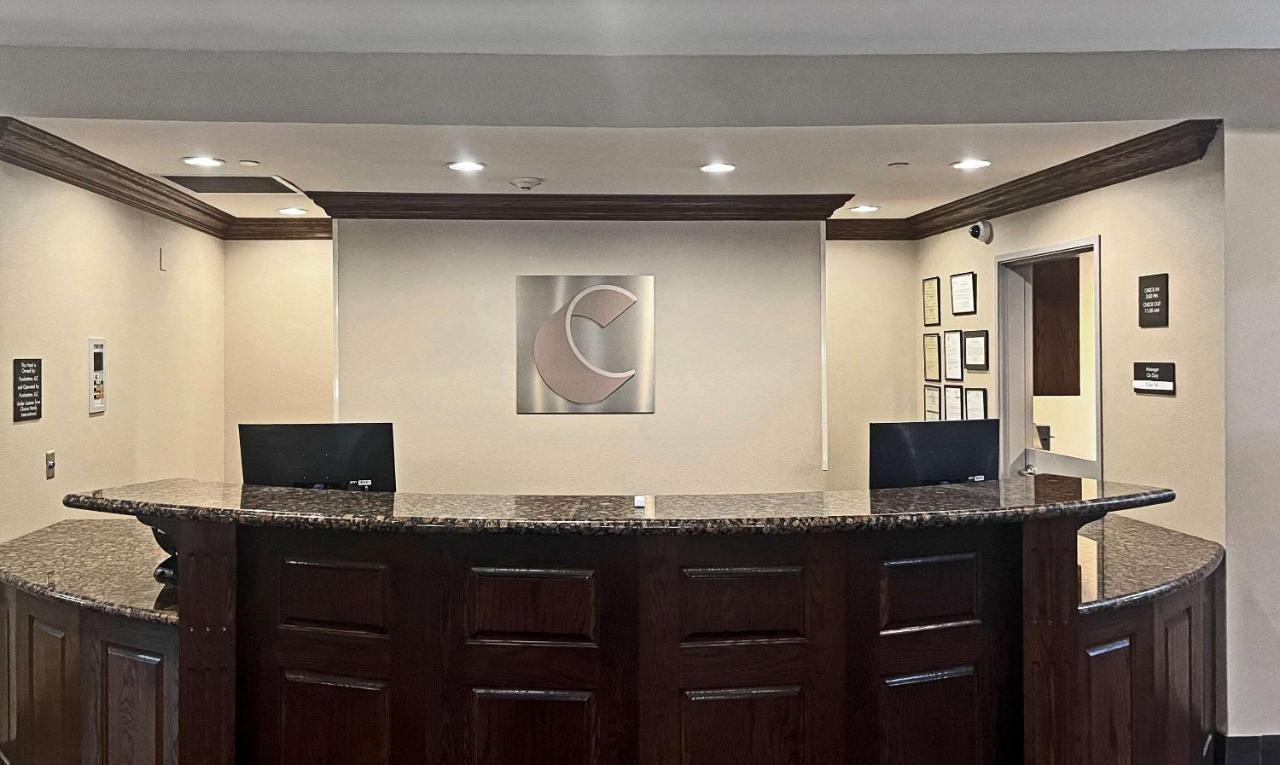 Comfort Suites Oshkosh Exteriör bild